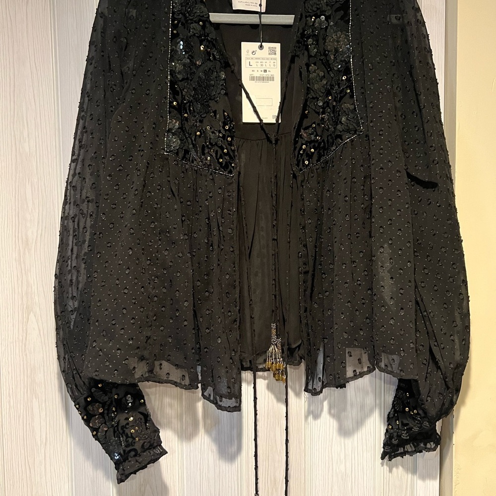 Zara - Picture 2 of 3